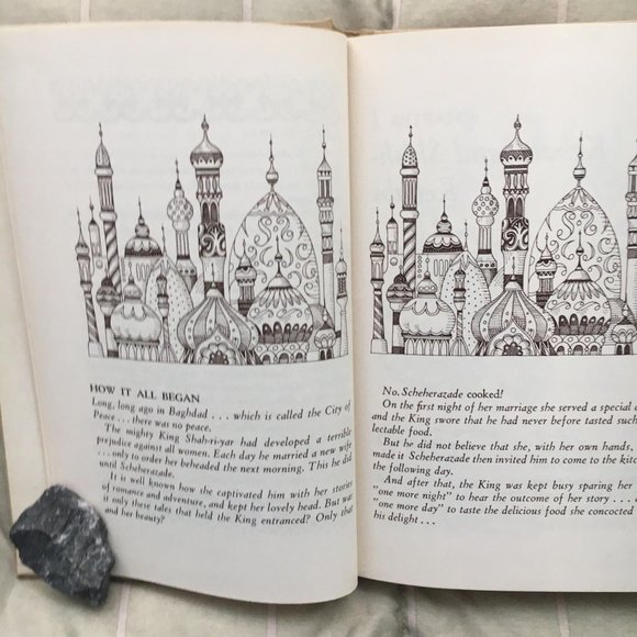 Vintage 1960 Scheherazade Cookbook "Any man can be seduced thru food" - Picture 11 of 15